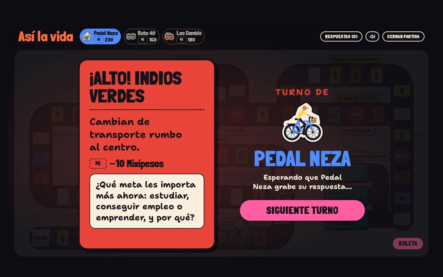 Tarjeta roja de «¡ALTO! Indios Verdes» que cobra 10 Mixipesos y pregunta qué meta importa más: estudiar, conseguir empleo o emprender.